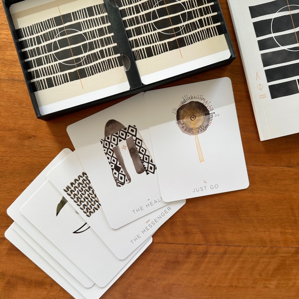 🦋Inner Compass Cards & Guidebook by Neel van Lierop -Spiritual Guidance Tarot